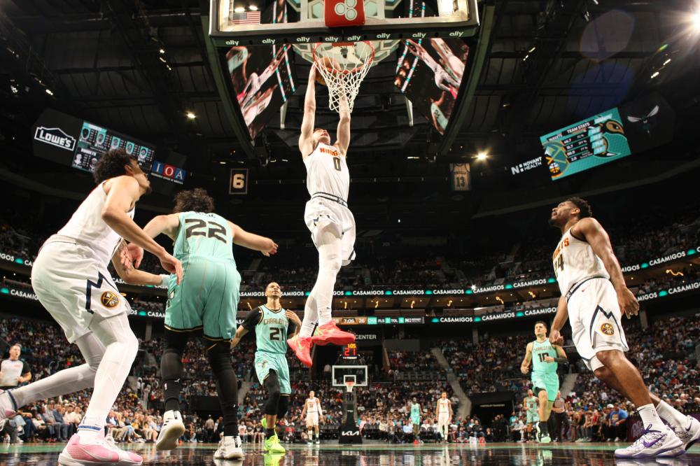 显的点球 显的点球