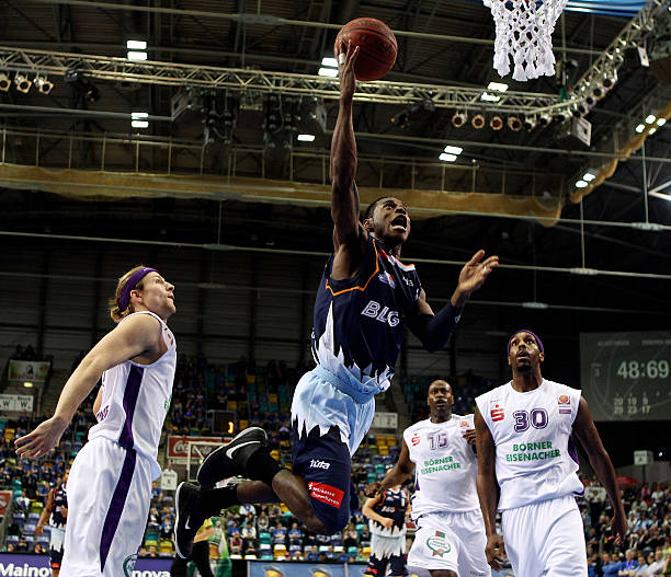 勒沃库森的 勒沃库森的